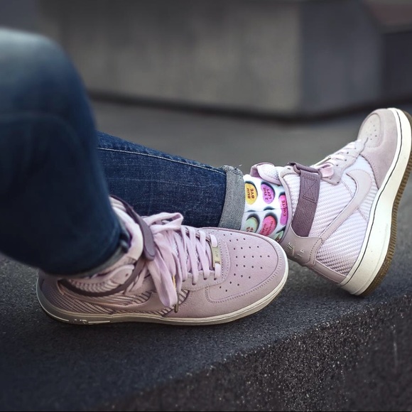 NWT Nike Air Force 1 Hi PRM Bleached Lilac WMNS - Picture 2 of 8